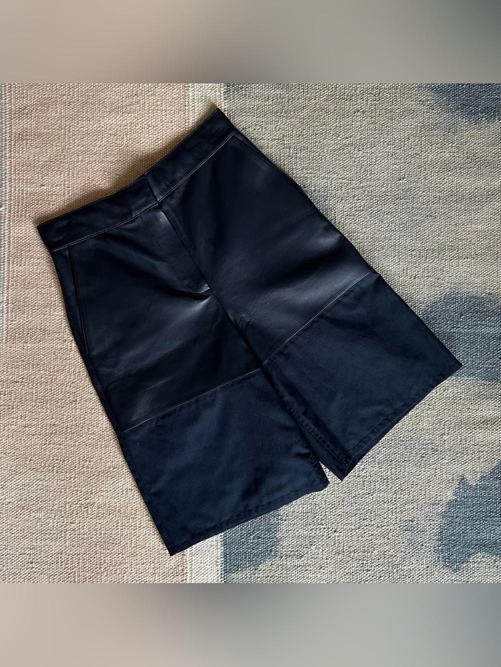 COS Navy Leather High-Waist Bermuda Shorts Sz. 4